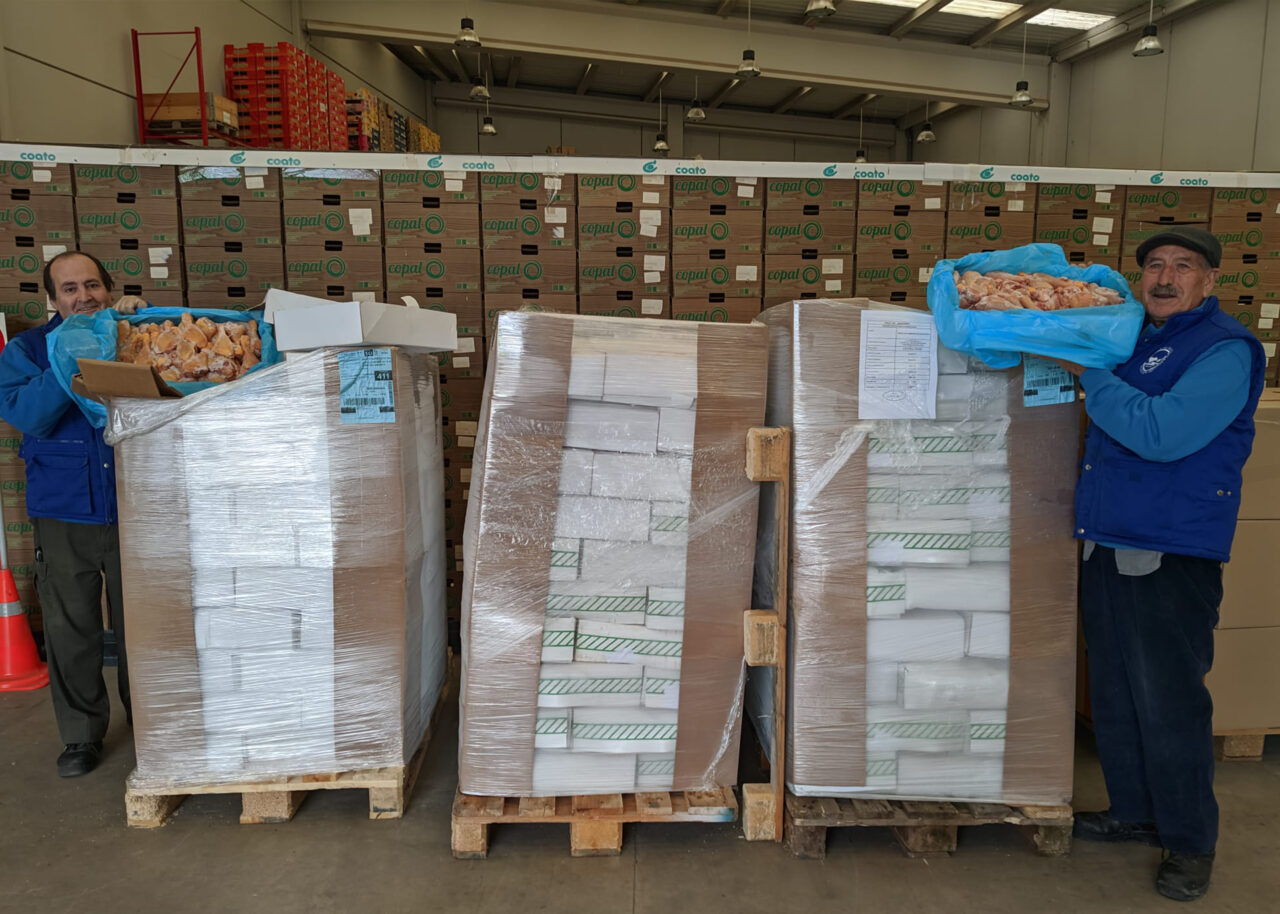 El Grupo An Entrega 10 000 Kilos De Pollo Y Más De 3 000 Kilos De Conserva A 9 Bancos De El Grupo An Entrega 10 000 Kilos De Pollo Y Más De 3 000 Kilos De Conserva A 9 Bancos De